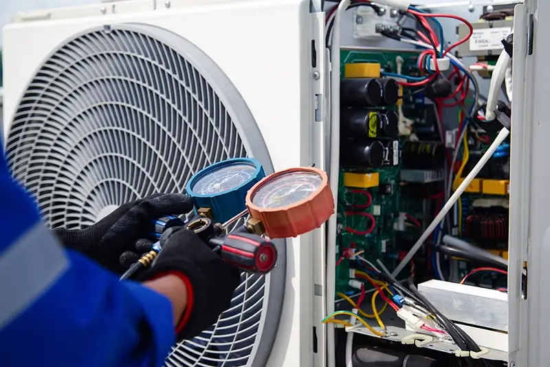 Emergency aircon technician repair service